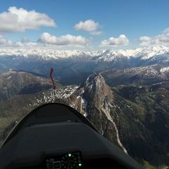Flugwegposition um 14:08:18: Aufgenommen in der Nähe von Gemeinde Kirchberg in Tirol, 6365 Kirchberg in Tirol, Österreich in 2570 Meter